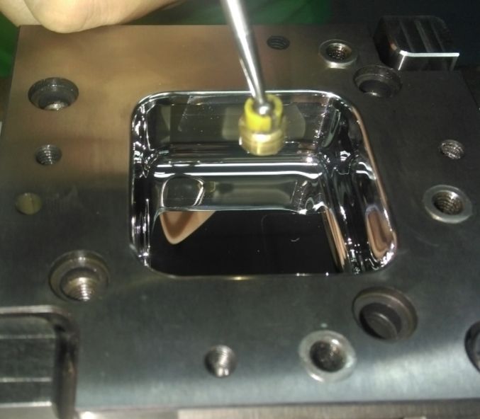 精密蘋果模具拋光